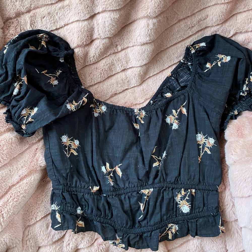 BP. Black floral off the shoulder top
